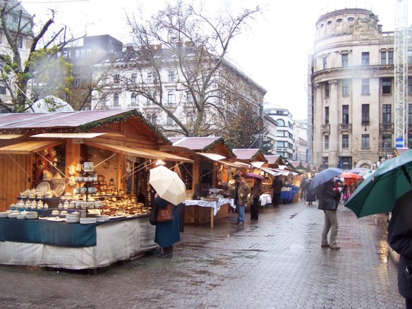 The big winter market at Vörösmarty Square.