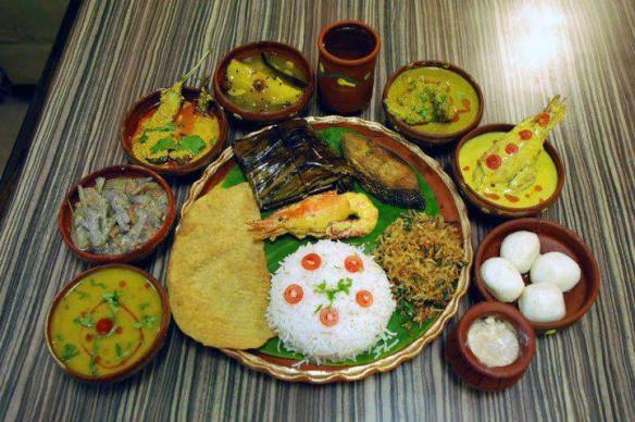 Bengali Authentic Full Meal; Source Nandinissaha (via Wikipedia)