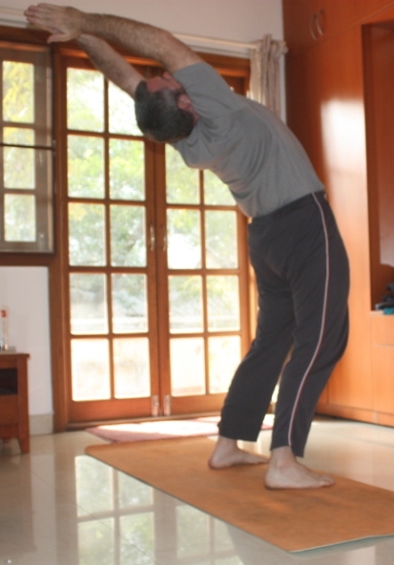 ardha chakrasana