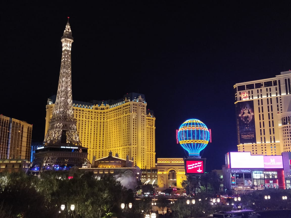 DFD5A1B2-6B5E-4703-BEEF-BC48EFA0B799