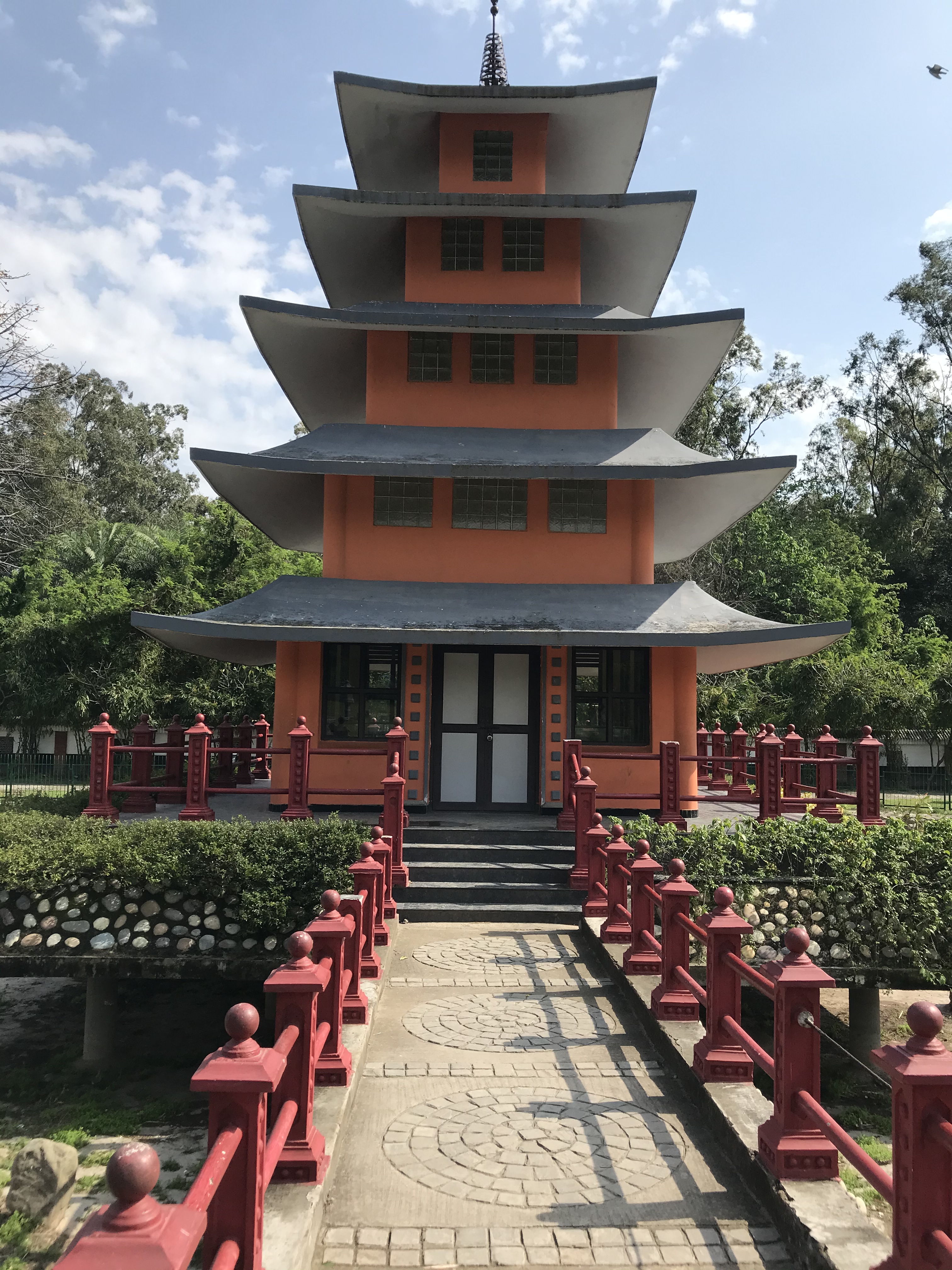 90656314-85BC-4E99-B06A-2F43177F4114