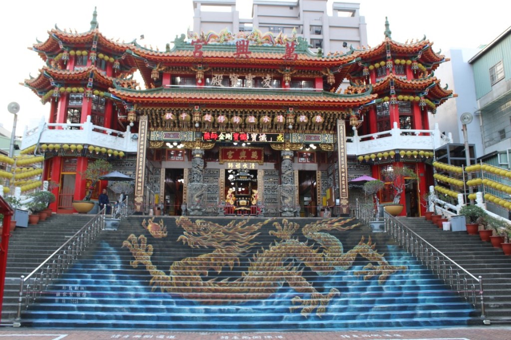 A photo of Chiân-kim Bān-heng, a Traditional Chinese Religion Temple in Kaohsiung, Taiwan.