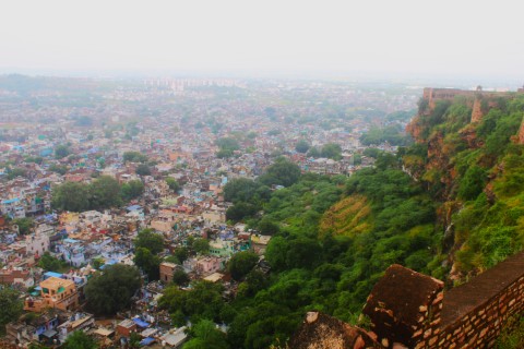 Gwalior City with hillfort fortifications.