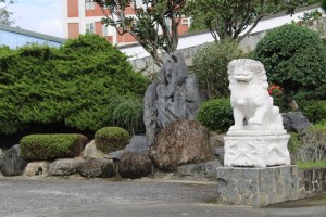 Photograph taken in Hualien, Taiwan at the Hualien Temple and Dongjing Temple (花蓮寺東淨寺) [Buddhist.]
