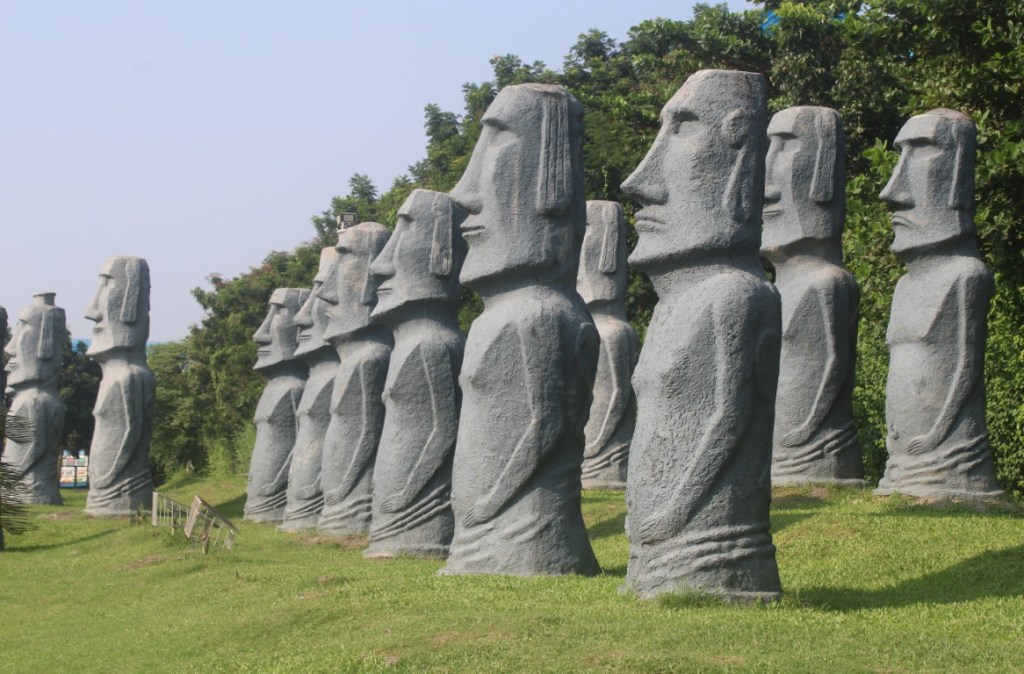 Photograph of replica Easter Island heads taken at the Seven Wonders display in the Eco Park of Kolkata, located in New Town.