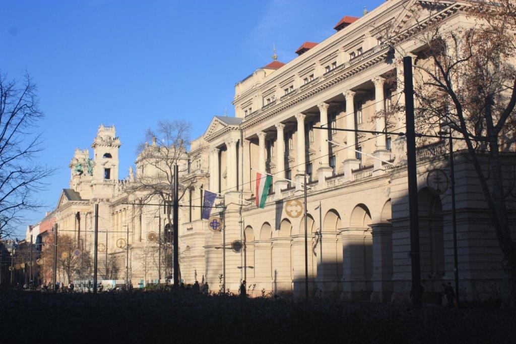 Photograph of the Agrárminisztérium (Ministry of Agriculture) taken from near Kossuth Lajos tér Metro Station.