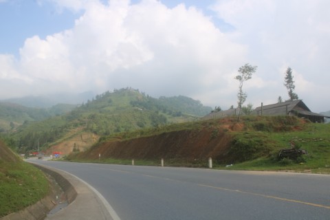 Photograph taken on the QL4D outside Sa Pa, Vietnam.