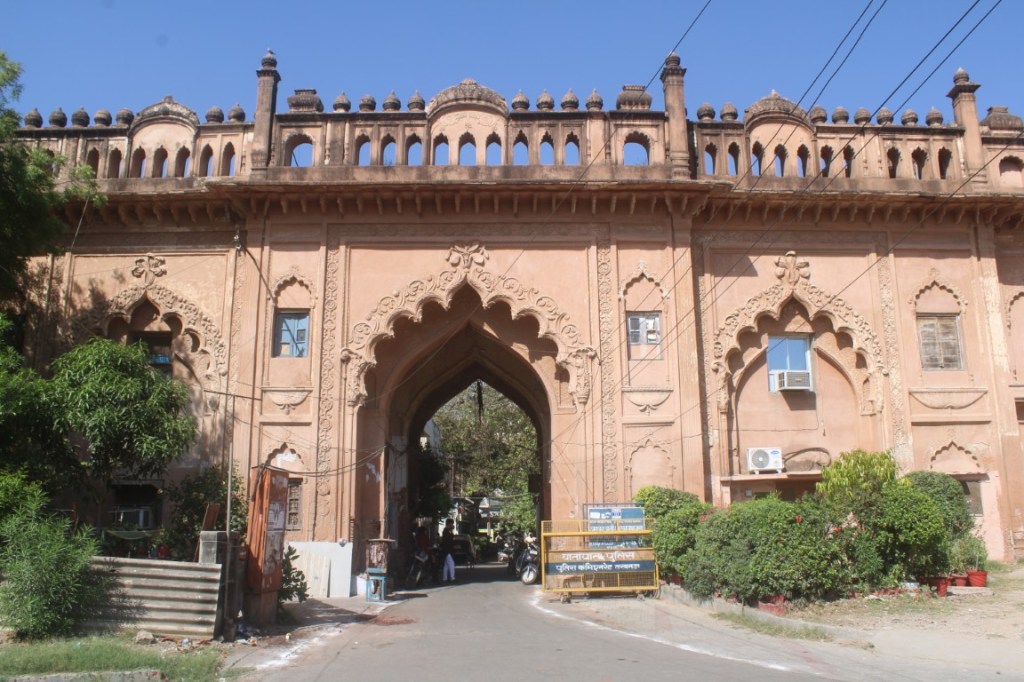 Photograph of an old city gate in Lucknow, India. 