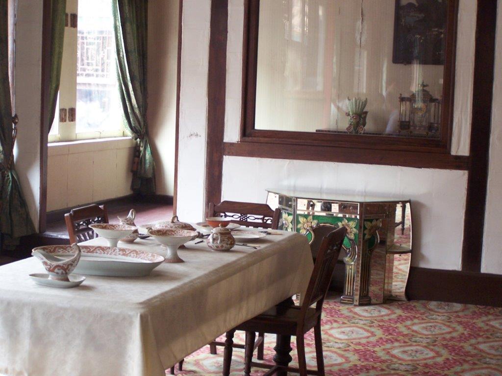 Photograph of a dining room in the Forbidden City of Beijing. 