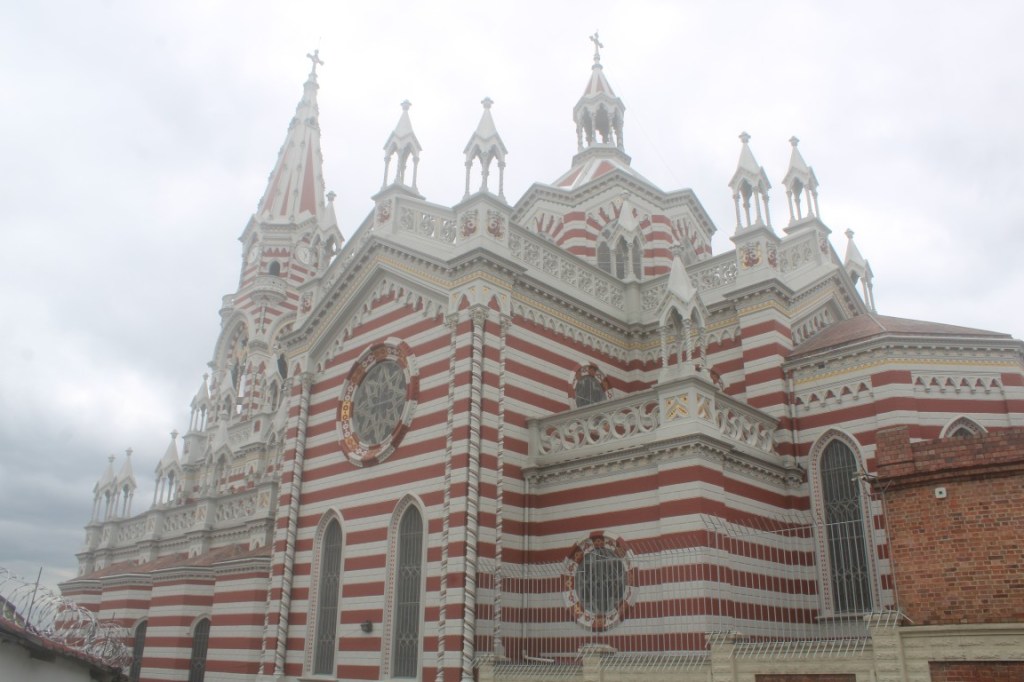 Photograph of a side-view of Santuario Nuestra Señora del Carmen in Bogota, Colombia.