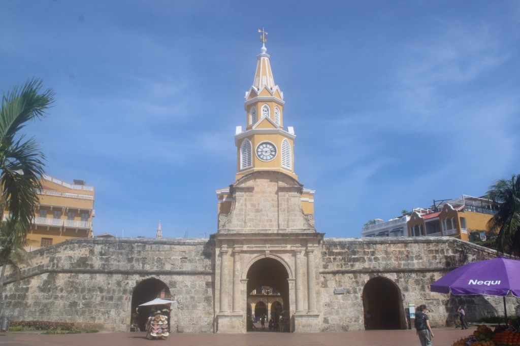 Photograph of the Monumento Torre del Reloj in Cartagena, Colombia.