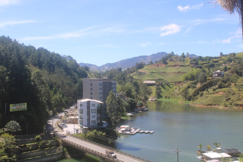 Photograph taken from Réplica del Vieja Peñol in Colombia.
